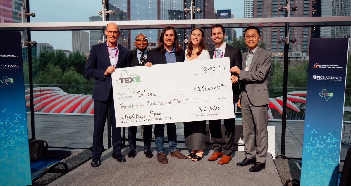 Rice_Biz's tweet photo. Congrats 🎊 to Rice student teams, Solidec and Coflux Purification! They are first- and second-place winners of the TEX-E Prize at the #Energy #Venture Day and Pitch Competition during @CERAWeek, hosted by TEX-E, the @htx_energy and the @ricealliance! https://t.co/xklci0LN2M