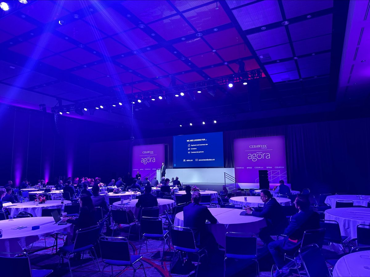 Rice Business (@rice_biz) on Twitter photo Congrats 🎊 to Rice student teams, Solidec and Coflux Purification! They are first- and second-place winners of the TEX-E Prize at the #Energy #Venture Day and Pitch Competition during <a href="/CERAWeek/">CERAWeek</a>, hosted by TEX-E, the <a href="/htx_energy/">Houston Energy Transition Initiative (HETI)</a> and the <a href="/ricealliance/">Rice Alliance</a>! Congrats 🎊 to Rice student teams, Solidec and Coflux Purification! They are first- and second-place winners of the TEX-E Prize at the #Energy #Venture Day and Pitch Competition during <a href="/CERAWeek/">CERAWeek</a>, hosted by TEX-E, the <a href="/htx_energy/">Houston Energy Transition Initiative (HETI)</a> and the <a href="/ricealliance/">Rice Alliance</a>!
