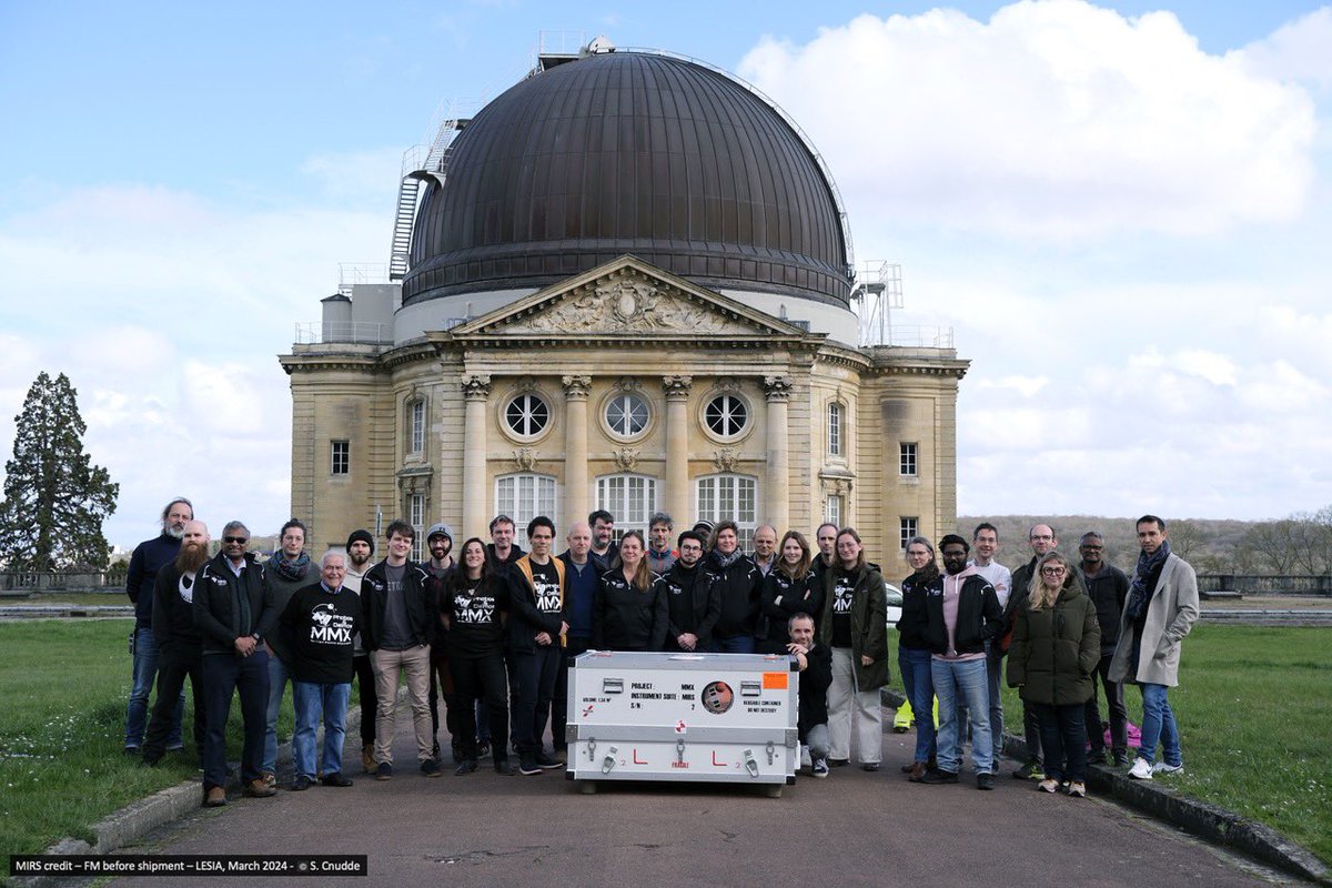 Alain Doressoundiram (@al_planeto) on Twitter photo Jour historique pour <a href="/Obs_Paris/">Observatoire de Paris | PSL</a> @LesiaAstro.
AprĂšs 4 ans de dĂ©veloppement, lâinstrument MIRS sur la mission <a href="/mmx_jaxa_en/">Martian Moons @JAXA</a> va partir pour le Japon et ĂȘtre livrĂ© Ă la <a href="/JAXA_en/">JAXA(Japan Aerospace Exploration Agency)</a>
Fier de cet accomplissement. Bravo à toute l'équipe !!!
Waiting for the launch to Phobos and Mars in 2026 Jour historique pour <a href="/Obs_Paris/">Observatoire de Paris | PSL</a> @LesiaAstro.
AprĂšs 4 ans de dĂ©veloppement, lâinstrument MIRS sur la mission <a href="/mmx_jaxa_en/">Martian Moons @JAXA</a> va partir pour le Japon et ĂȘtre livrĂ© Ă la <a href="/JAXA_en/">JAXA(Japan Aerospace Exploration Agency)</a>
Fier de cet accomplissement. Bravo à toute l'équipe !!!
Waiting for the launch to Phobos and Mars in 2026