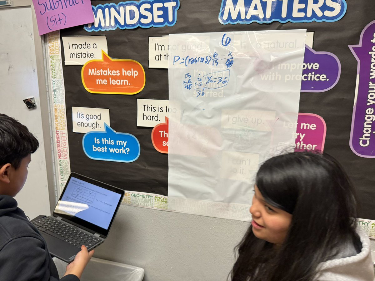 More building thinking classroom strategies happening in Ms. Davis’s class <a href="/IrvingBowie_MS/">Bowie Middle School</a> Love seeing students be engaged and taking turns in thinking out loud and problem solving! <a href="/IrvingISD/">Irving ISD</a> <a href="/iInstructIrving/">Irving ISD C&I</a>