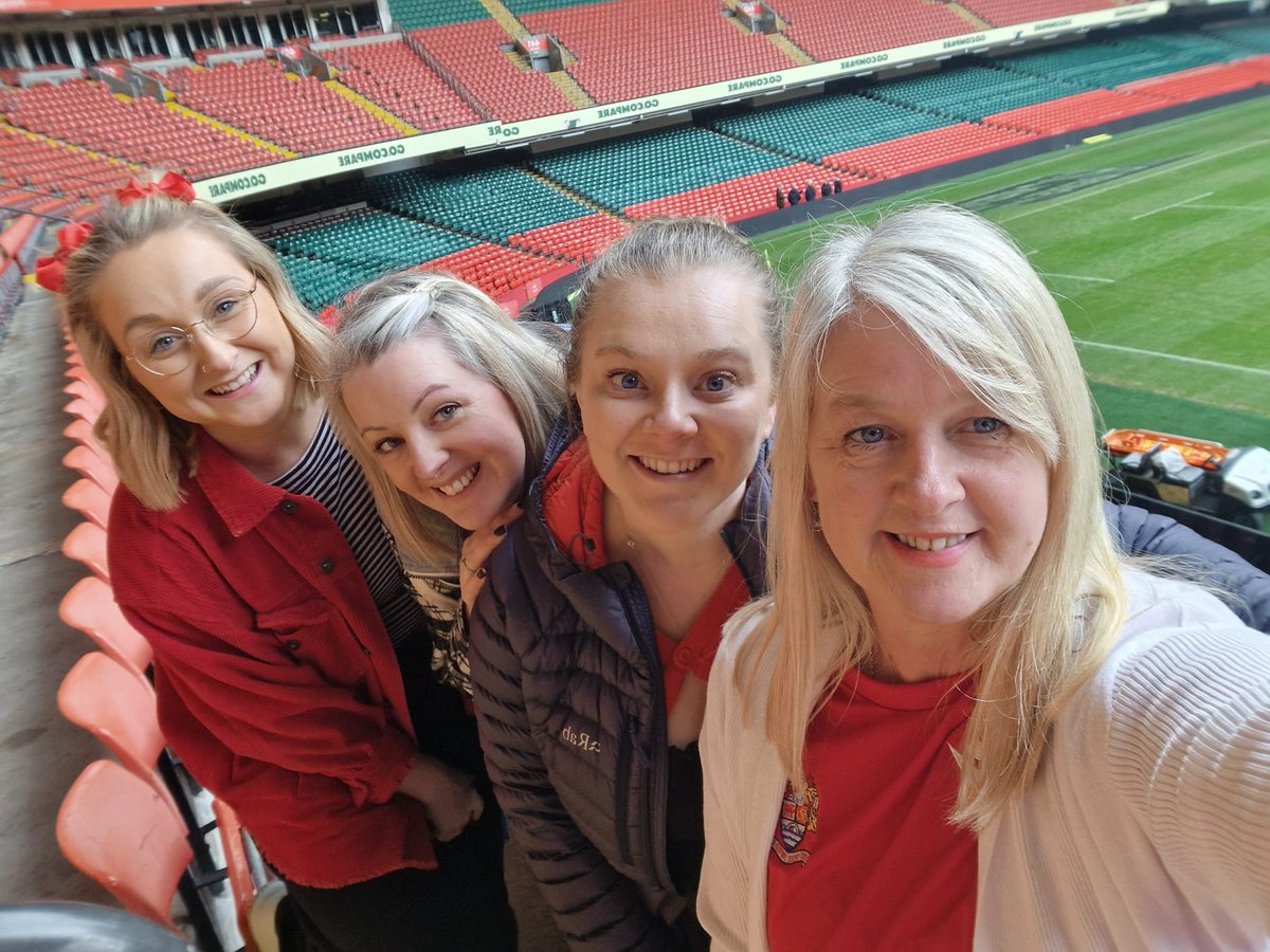 Miss E Main tweet media