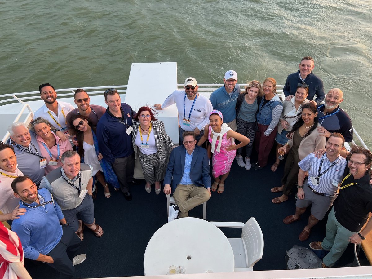 ThornburgFunds's tweet image. More than 700 advisors attended the Thornburg-sponsored #LPLMasters at Marco Island, FL, earlier this month. This popular event did not disappoint, with professional and personal development sessions and motivational keynotes, followed by cabana gatherings and a dinner cruise.