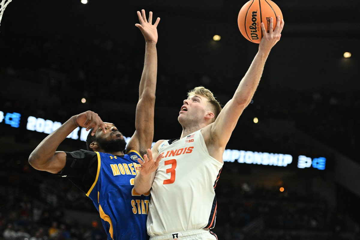 UNREAL

Marcus Domask becomes just the NINTH player in NCAA Tournament HISTORY to record a triple-double <a href="/IlliniMBB/">Illinois Men's Basketball</a>
