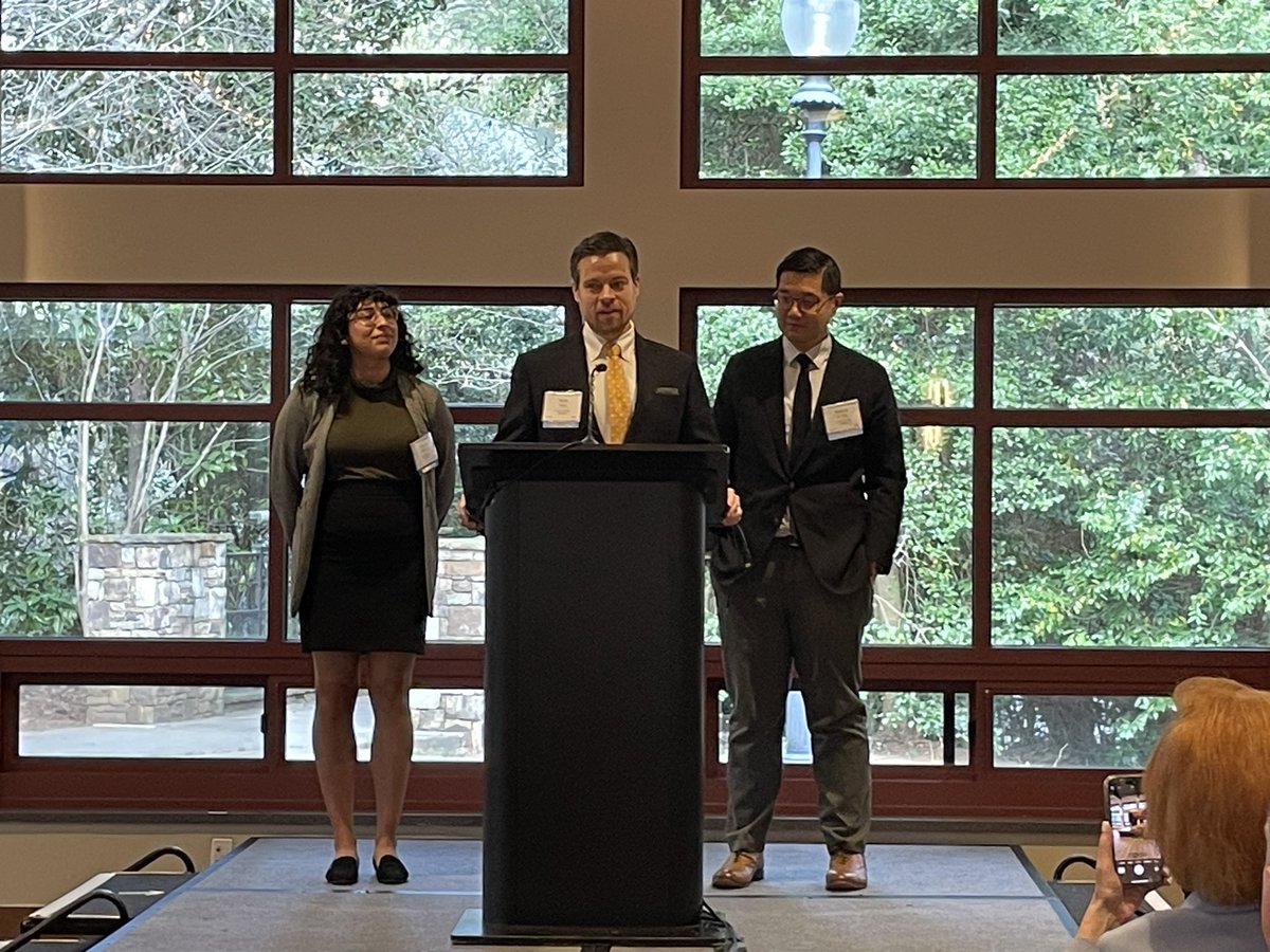 First award of the evening, Innovation of the Year for a bio-inspired skin interface method to David Myers, Nicholas Au Yong, Priscilla Delgado. @BME_GT_Emory @EmoryNeurosurg