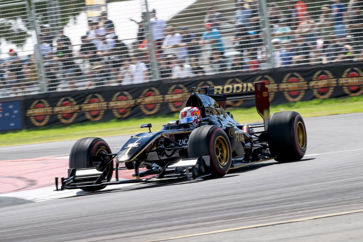 Thanks for having me Adelaide Motorsport Festival 🙌 What a blast driving some amazing cars, meeting the fans and enjoying everything Adelaide 🦘🇦🇺 Make sure you add it to your 2025 motorsport calendar as a must do!