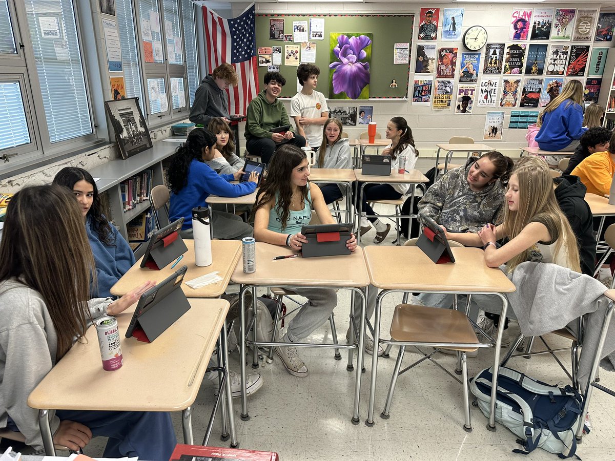 To wrap up the Industrial Revolution, #bhsglobalstudies Ss practiced argumentation, evidence, &amp; collaboration thru a labor resolution role-playing factory owners, impoverished families, &amp; child advocates. Reminder: louder doesn’t always mean more correct 🫣 #worldhistory #bsd220