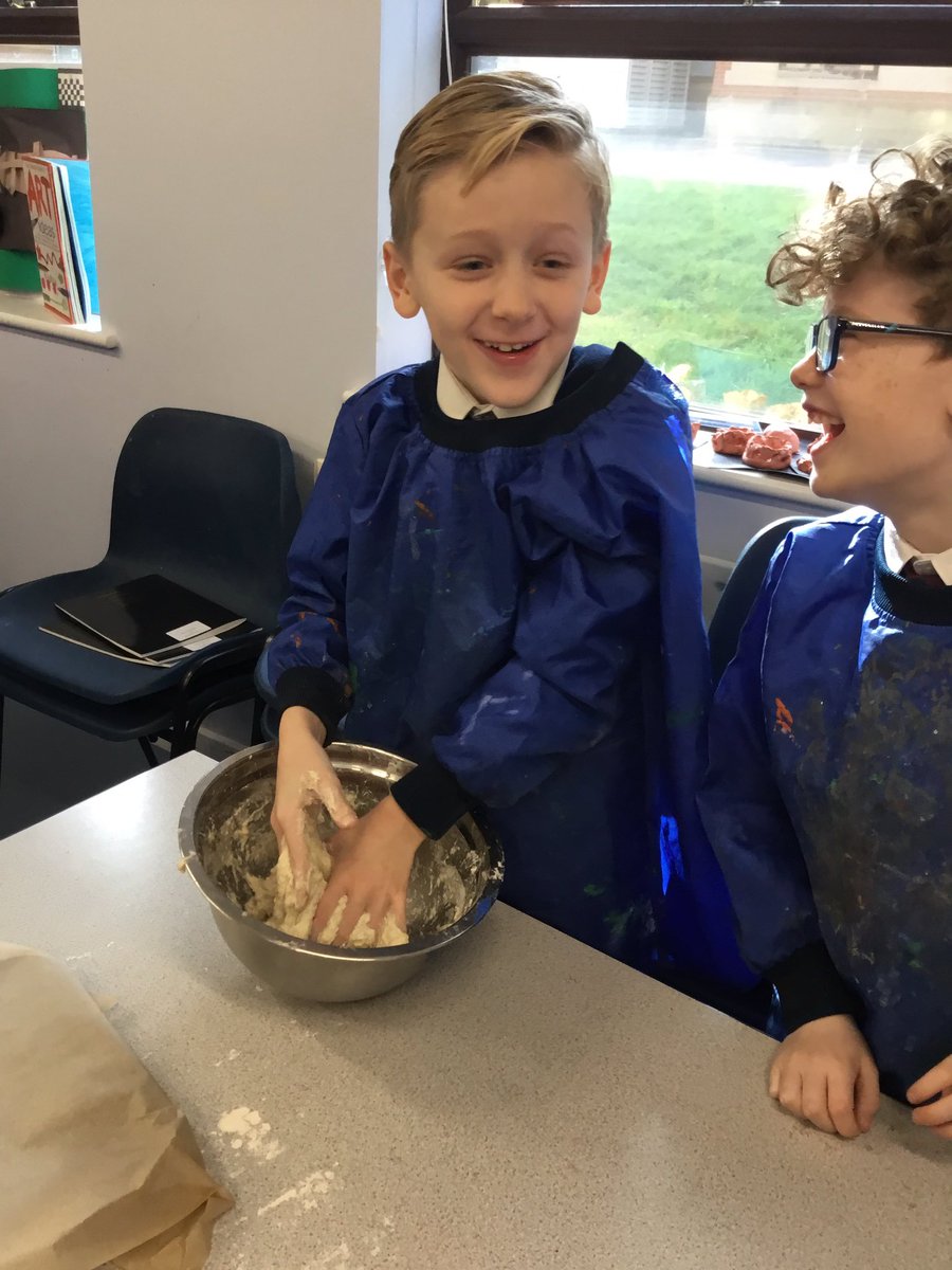 Year 3 have become professional bread makers today, creating some excellent rolls as part of their DT topic. #StNicksLower #StNicksYear3