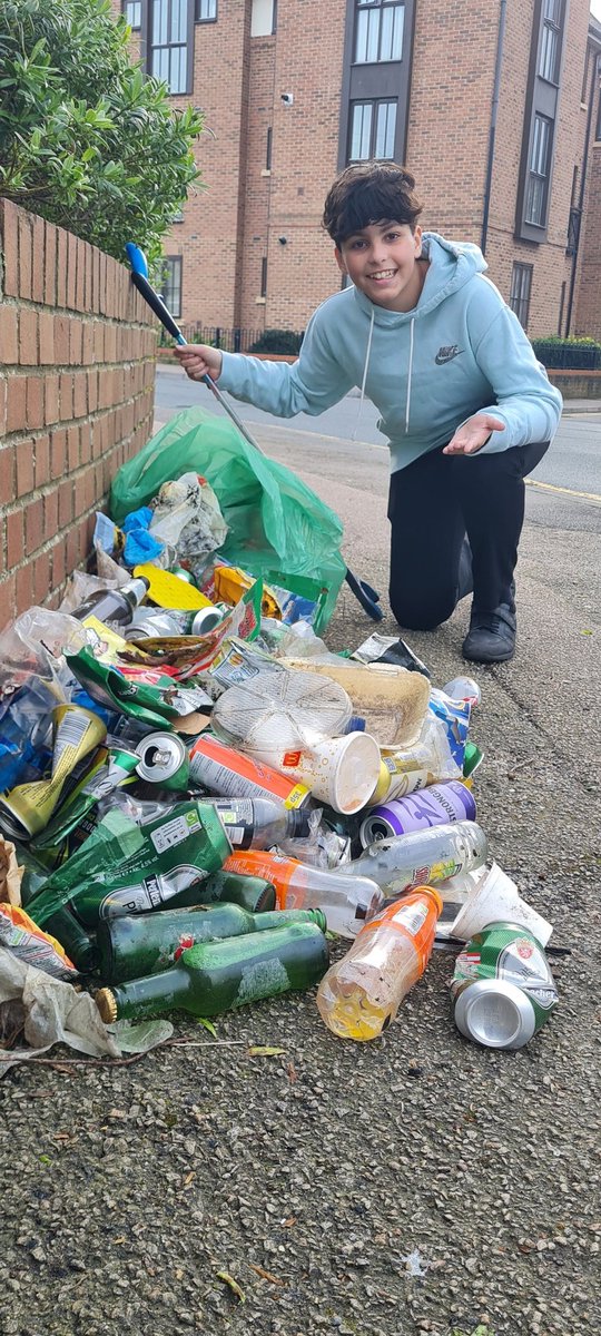 Litter Kickers tweet media