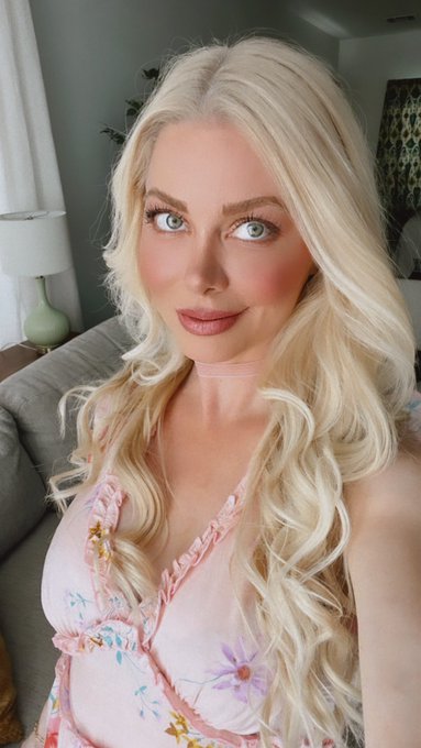 What a fantastic way to spend my day; I enjoyed it thoroughly with hottie Alison Rey for @GF_Films 💕<a href="/tag/happymothersday"class="tags"><span>#happymothersday</span></a>