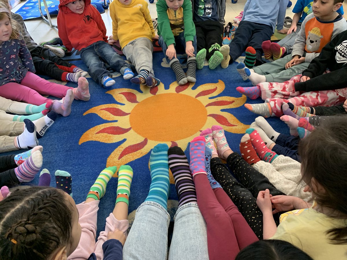 Rm 100 Orchard Park Kindergarten (@mrs_prohaszka) on Twitter photo Rockin’ our socks today to support World Down Syndrome Day & encourage everyone to accept & like what makes them unique! 🥰 <a href="/SCDSB_Schools/">Simcoe County District School Board</a> @OrchardParkPS Rockin’ our socks today to support World Down Syndrome Day & encourage everyone to accept & like what makes them unique! 🥰 <a href="/SCDSB_Schools/">Simcoe County District School Board</a> @OrchardParkPS