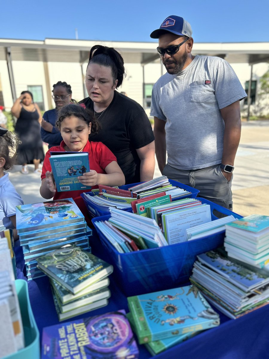 ❤️ Learning Opportunities Everywhere! ❤️ Today was amazing! Our 4th graders visited the Environmental Learning Center to explore nature. Tonight our families came out to learn about how to support learning! We had free 📚, community partners, and take home activities! #vbevibe