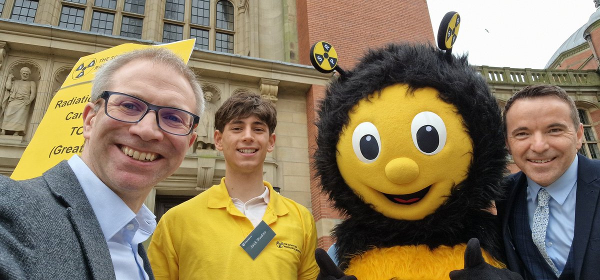 ProfMikeWood's tweet photo. In Birmingham today. Delivered keynote to open @SRP_UK careers event and then spent the rest of the day speaking with visitors about #RadiationProtection careers. Many were surprised at the diversity of educational backgrounds that RP professionals have. https://t.co/Wg0Nf8GsKn