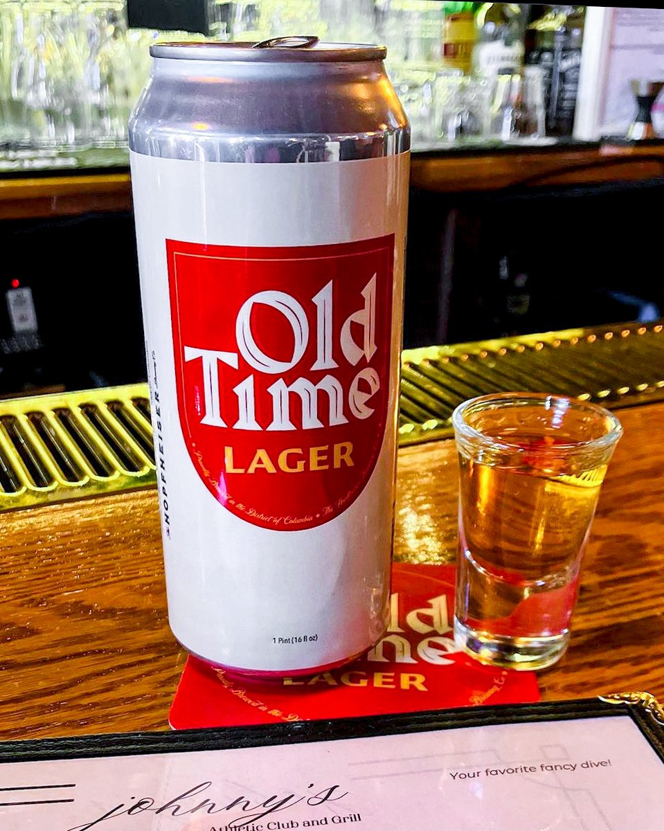 Whether you're drowning the midweek blues or toasting to triumphs, anytime is a good time for an Old Time🍺

📸@stevedcbrau81