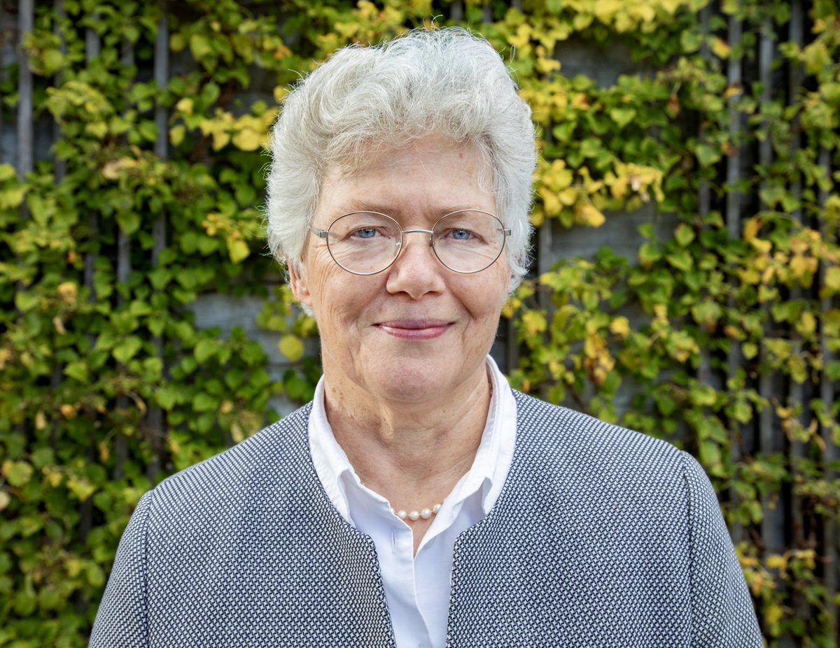 Grattis Professor Anne L’Huillier som tilldelas Kungl. Nordstjärneorden, för utomordentliga forskningsinsatser ⭐️👏 kungahuset.se/arkiv/nyheter/… @Kungahuset