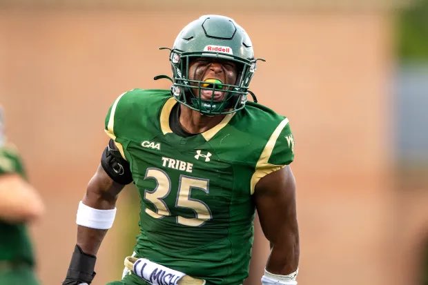 804_mike2's tweet photo. #AGTG Blessed to receive my second D1 offer from William &amp; Mary University @CoachMikeLondon @WMTribeFootball @TopKnight44 https://t.co/BH8AcR812W
