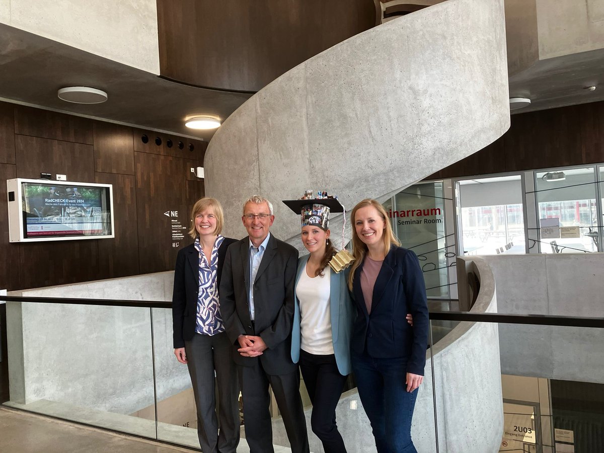 Tuebingen Geomicrobiology (@geomicrotueb) on Twitter photo Successful PhD defense by Anjela Vogel who was studying microbial PAH degradation (supervised by <a href="/SaraKleindienst/">Sara Kleindienst</a>)! Congratulations! Successful PhD defense by Anjela Vogel who was studying microbial PAH degradation (supervised by <a href="/SaraKleindienst/">Sara Kleindienst</a>)! Congratulations!