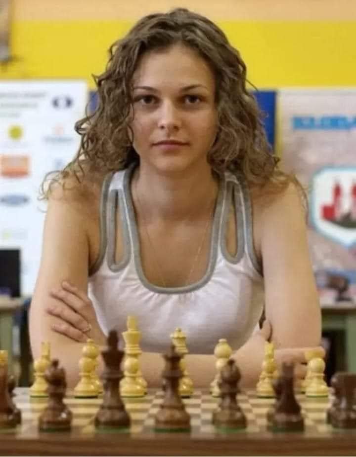 Chess Grandmaster Anna Muzychuk refuses to play in Saudi Arabia and says: 'In a few days, I will lose two world titles, back to back.' Because I decided not to go to Saudi Arabia. I refuse to play by special rules, to wear abaya, to be accompanied by a man so I can leave the…
