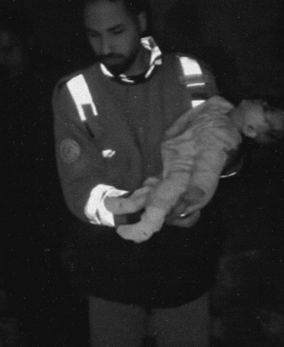 Emelia8z0's tweet photo. What about these children's right to live? https://t.co/1uMNc8m59T