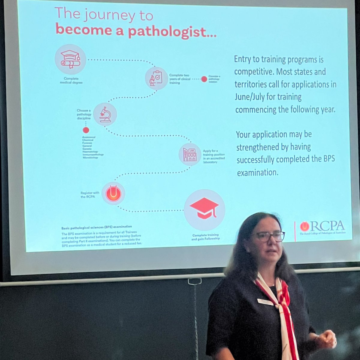 RCPA partnered with @Uni_Newcastle and @UniNewEngland to host a successful information night in Newcastle for junior medical officers and #MedicalStudents from regional areas to find out more about specialist training opportunities in #pathology. rcpa.me/PathologyCaree…
