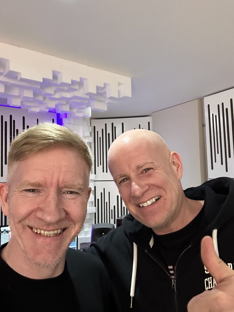 Cooking up a new banger with @marksherry in the studio today 🔥