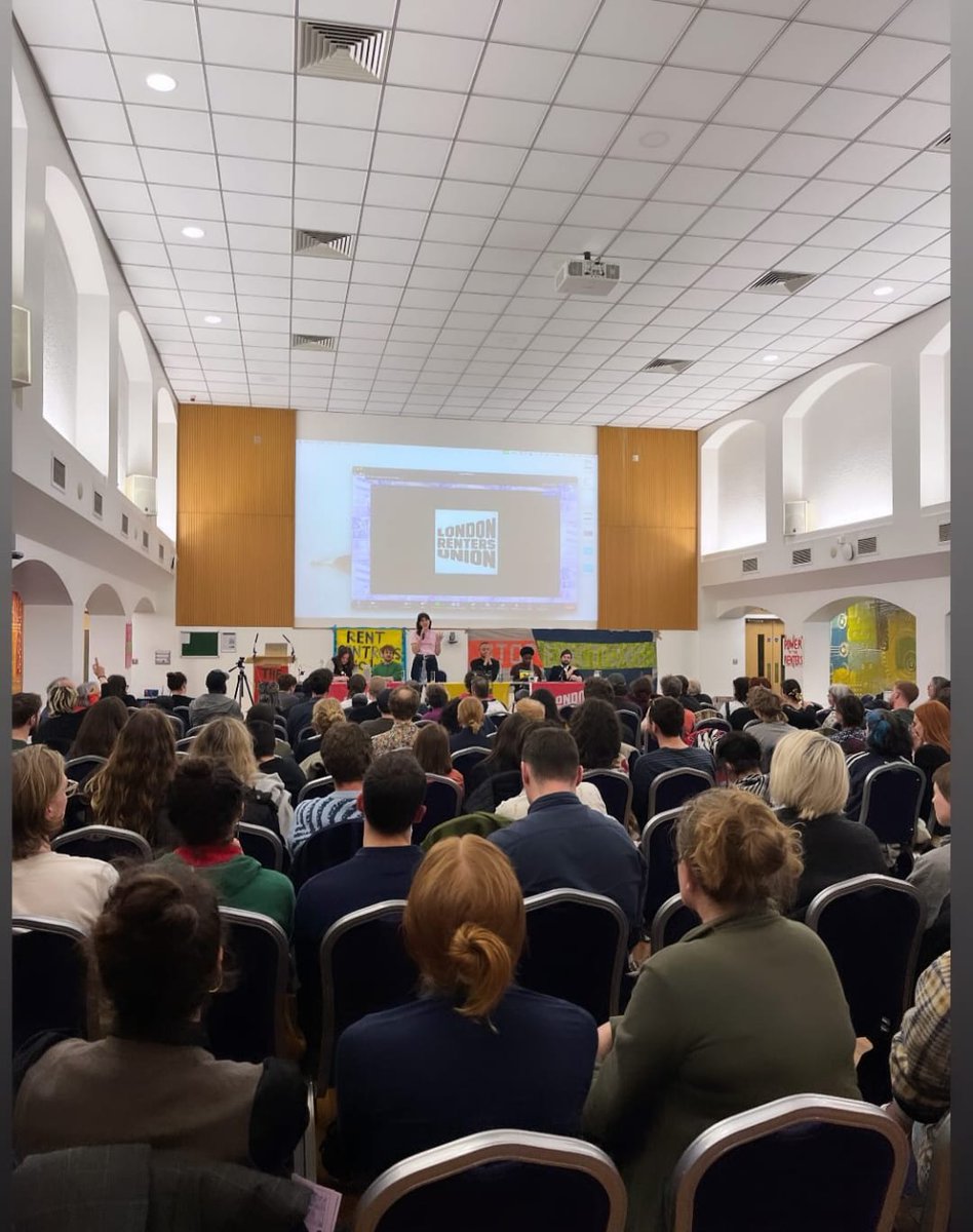 'Imagine your rent was £300 lower. What would you spend that money on?' Amazing scenes from tonight's rent control rally with @Kwajotweneboa, @NickBano, @Simmoneahiaku, & more! We will only win by building power together. It starts here 👉 londonrentersunion.org/join