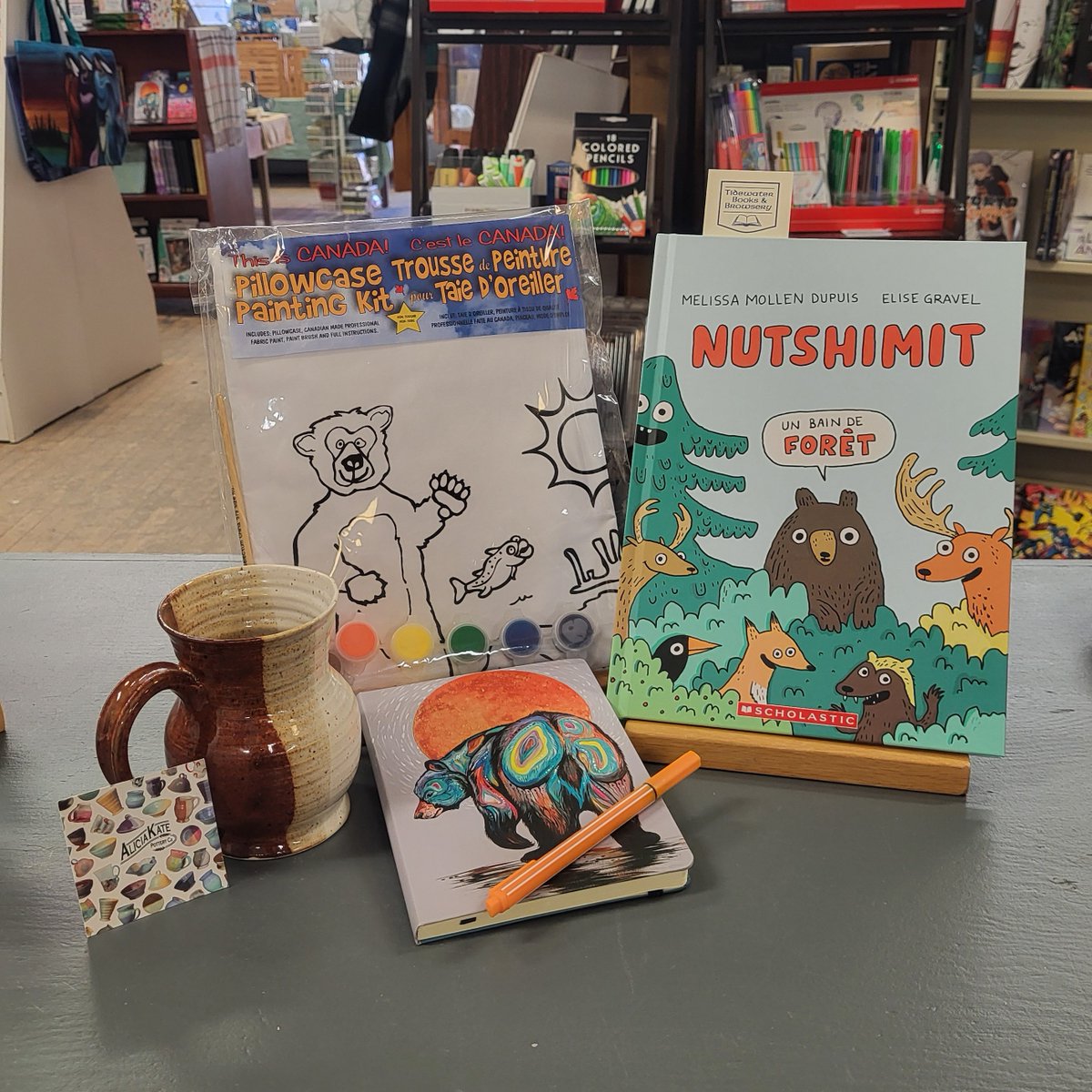 Tidewater_Books's tweet photo. I may have had a little too much fun selecting #books, art, crafts, & more in-store for #WorldBearDay, I had to take two photos! 💕🇨🇦📚🐻
https://t.co/WtFcBxaVCB
#IReadCanadian #ShopSmall #ShopLocal #ShopNB #ShopIndie #BookLovers #IndieBookstores #SackvilleNB https://t.co/mbC2C0BbGv