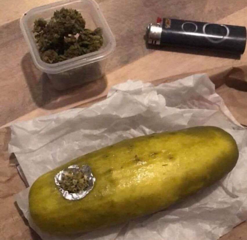 boutta spark this bitch up yk the dill