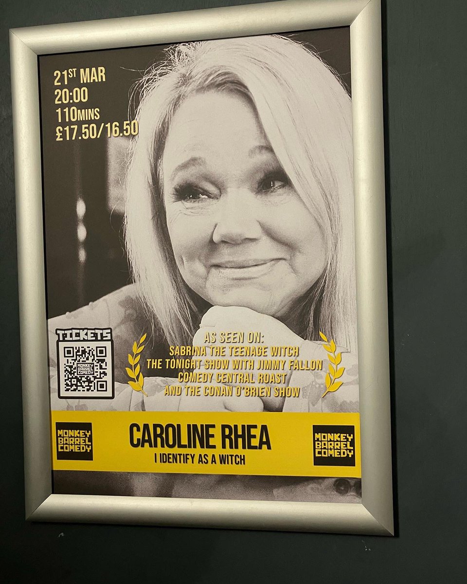Ashleigh_More's tweet photo. Had the best time tonight watching @CarolineRhea’s comedy show, ‘I identify as a witch.’ 🐈‍⬛

Thank you Caroline! This little 90’s baby grew up with you on the telly! 😭

#sabrinatheteenagewitch https://t.co/NzKAdOIKWs
