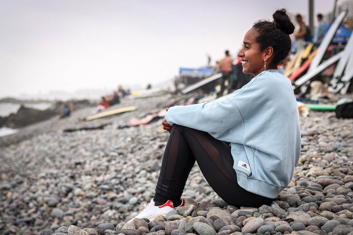 #surf María Fernanda Reyes, la reina del mar. 🏄‍♀️

Conversamos con la campeona panamericana en #Santiago2023 y subcampeona mundial de Longboard ISA.🥇 Lee la entrevista aquí 👉  perudeportes.com.pe/maria-fernanda…

✍️ <a href="/alesalgado/">Alexandra Salgado O.</a> 
📷 <a href="/saavedraperales/">Jhonatan Saavedra P.</a> 

#MásDeporteMejorPaís 🇵🇪