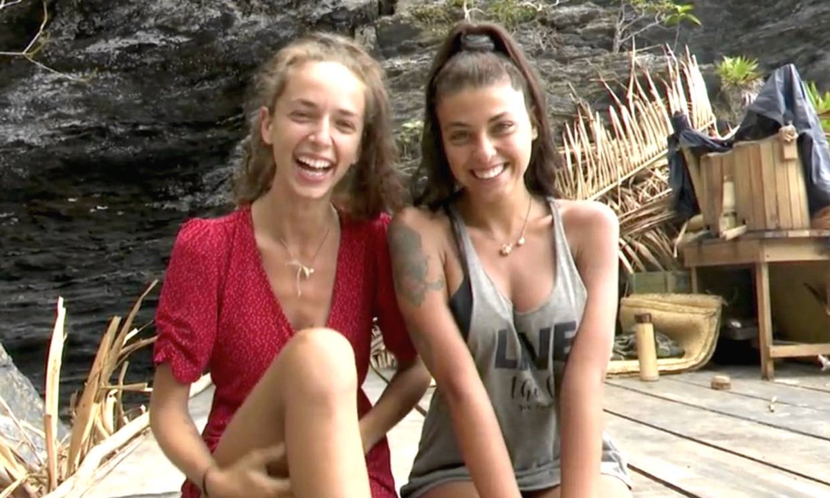 Juantowl's tweet photo. Nunca más tendremos en el palafito a un dúo tan icónico como Palito y Lola. #SVGala3 https://t.co/TxQHLIR4v0