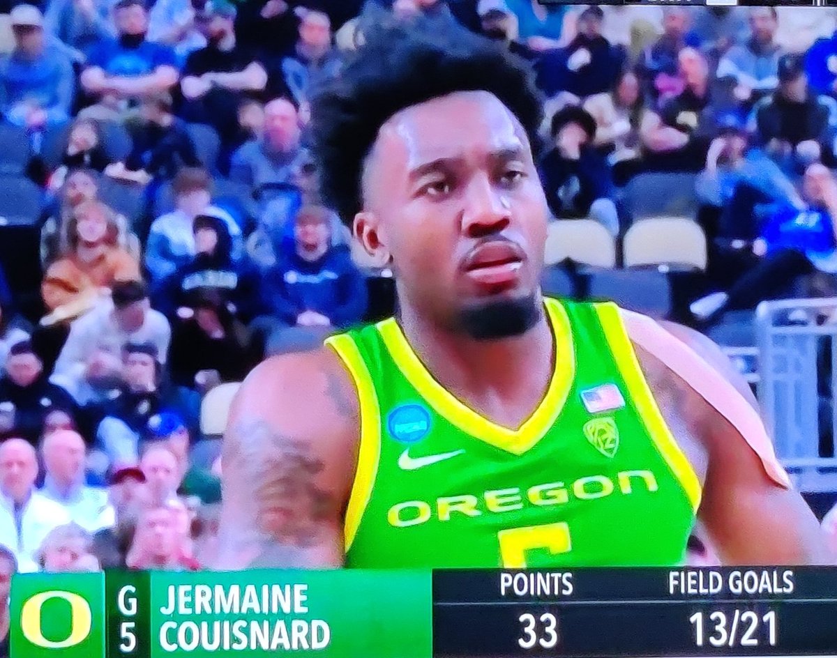 Jermaine Couisnard spent four years at South Carolina, so of course, the NCAA matched @OregonMBB against South Carolina. Couisnard scored the most of any Oregon player in an NCAA game, with 40 points and led the Ducks to a 87-73 win. Oregon now advances to face Dana Altman's
