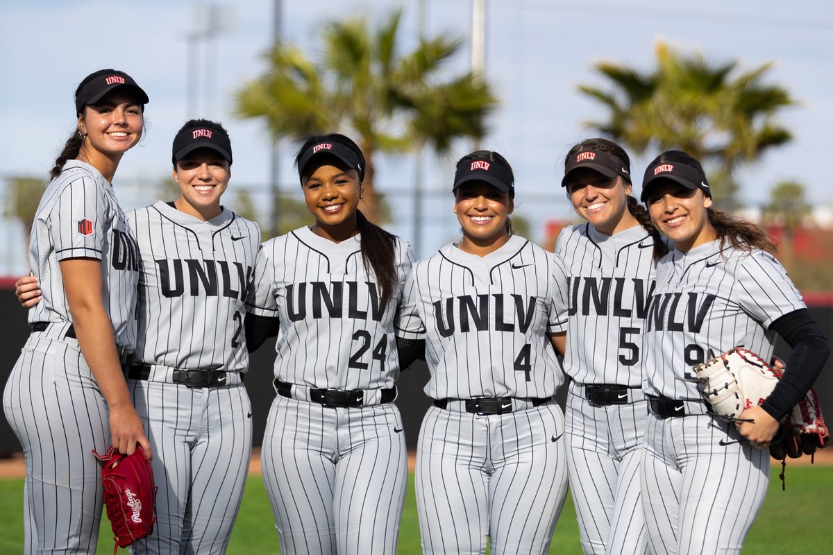UNLVSoftball's tweet photo. Smiles for games this weekend in New Mexico! https://t.co/OySpzipiut