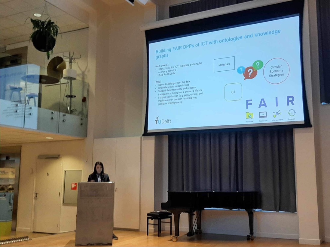 Anelia_MK's tweet image. It was a pleasure presenting my research on #knowledgegraphs for #digitalproductpassports at @WUR. We discussed various knowledge graph applications for #sustainability, #foodsafety, #soil data science and combination with #LLMs. Knowledge graphs are here to stay!