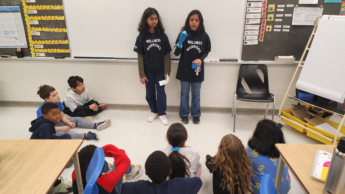 Mrs. Vigneault tweet media