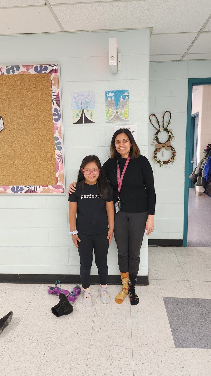 Mrs. Vigneault tweet media