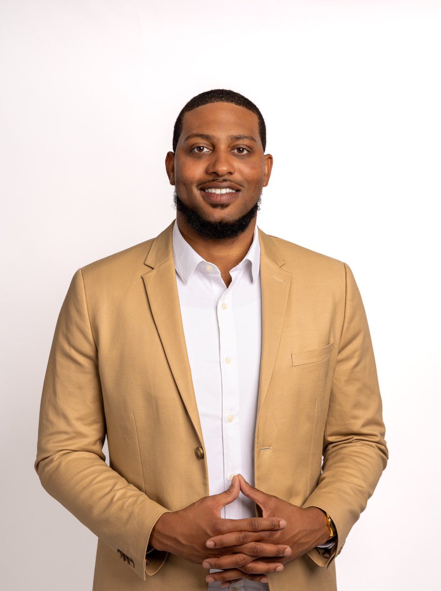 Kingsheen14's tweet photo. Let’s make your real estate dreams a reality, TOGETHER! 🏡
#ncrealtor #ncrealestate #realestate #realtor #realtorlife #northcarolina #nchomes #northcarolinahomes #raleigh #durham #chapelhill #rdurealestate #rdu #charlotte #commercial #residential #cre
📸: @prettyinpixelph https://t.co/Ph1q07pEyH