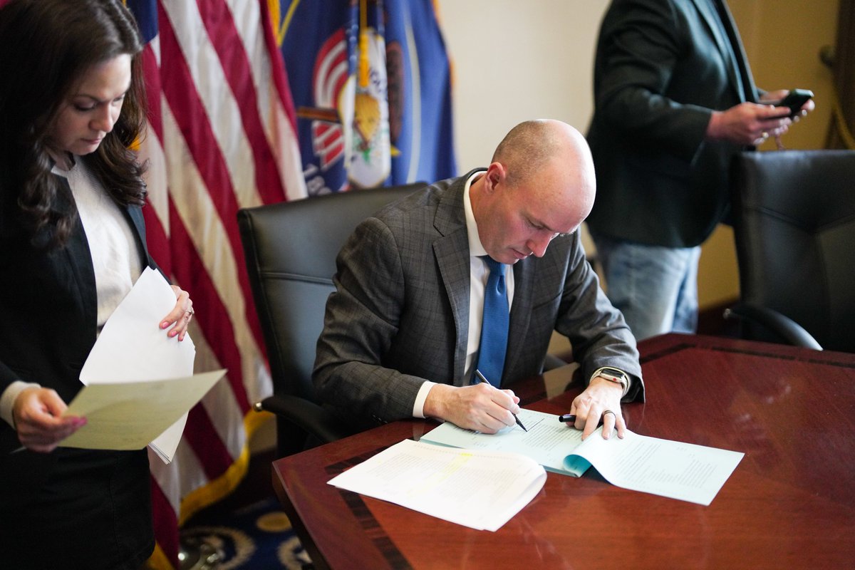 Governor Cox tweet media