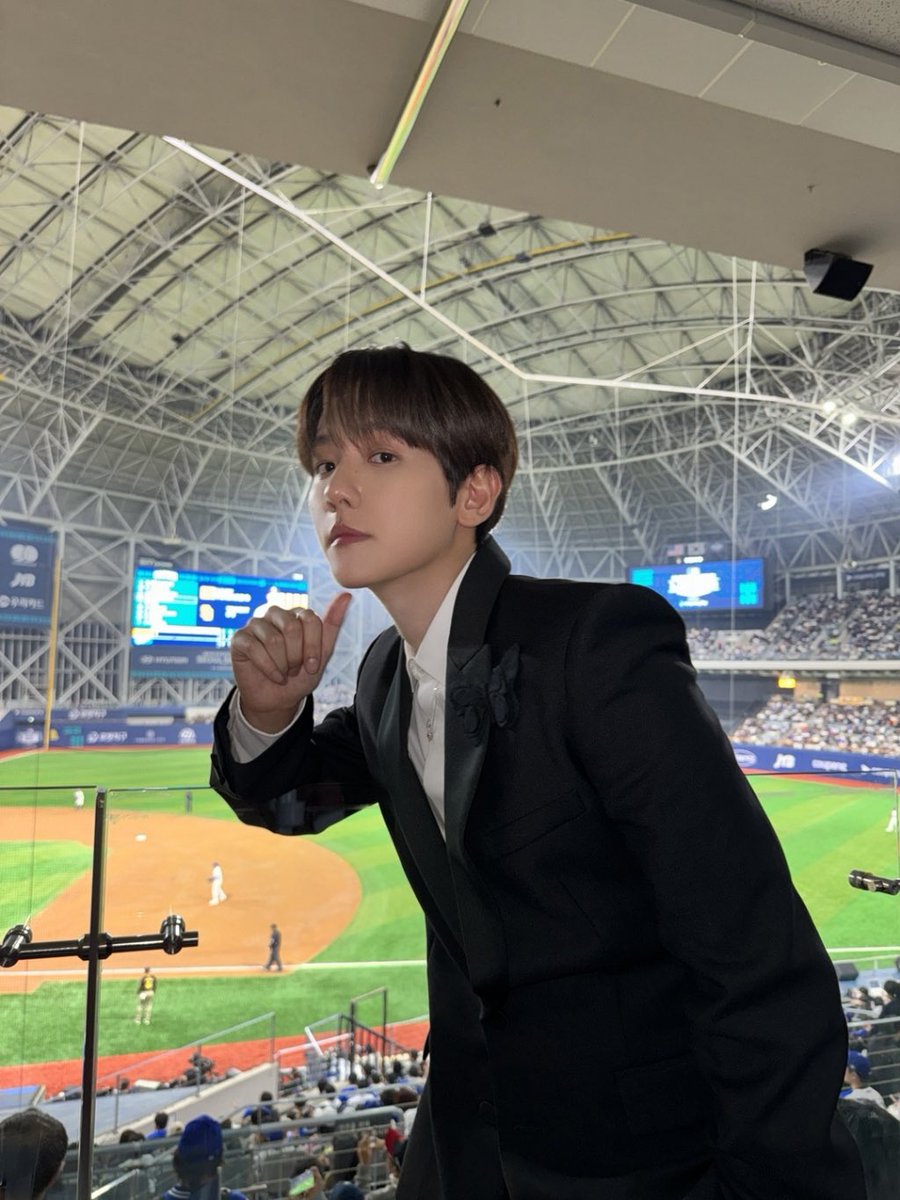 백현마을 tweet media