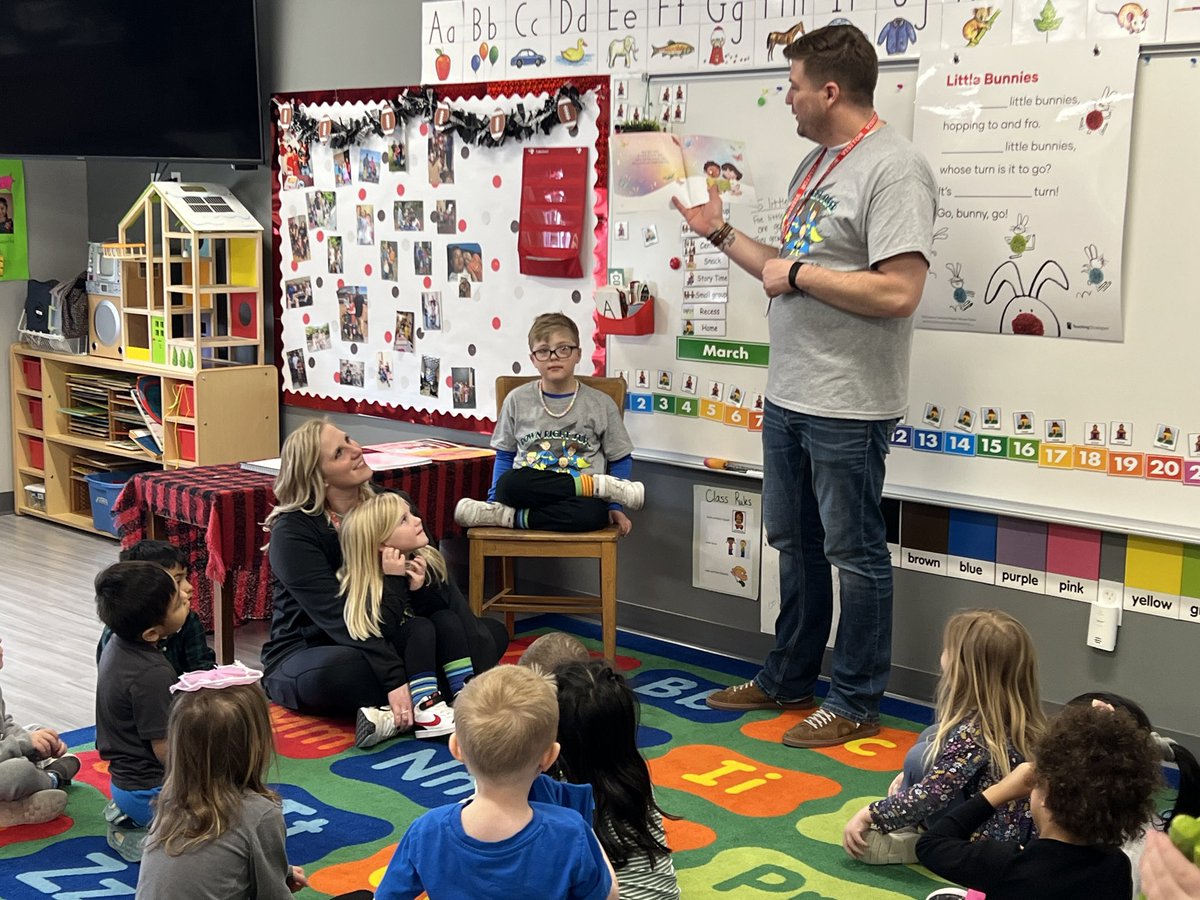 Happy Down Syndrome Awareness day from CGD Elementary! Thanks to <a href="/Elite_Iowa/">Elite Sports</a> for the awesome shirts!