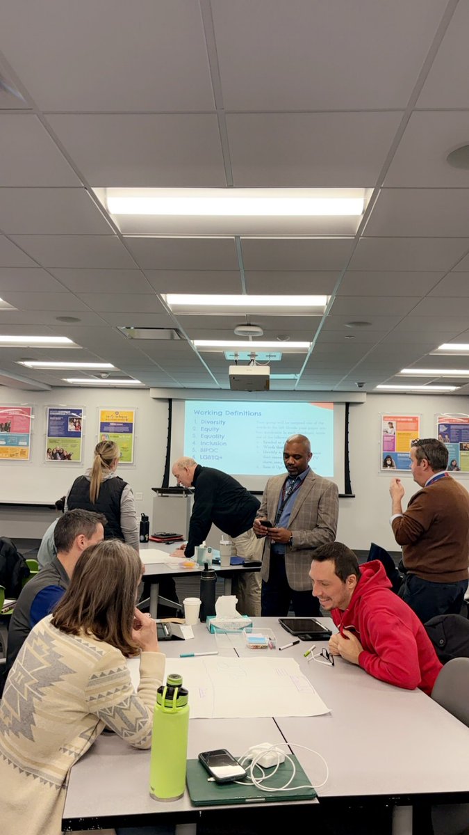 Presented D87’s Embracing Diversity in the Classroom workshop today with an awesome team. District 87 aims to ensure that both the classroom environment and curriculum are responsive to the increasing cultural diversity of our district. #GetToKnowYourStudents #CulturalResponsive