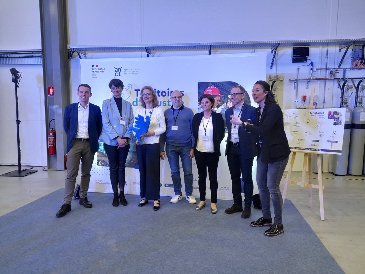 Ce soir lancement  de Territoire  d'Industrie Beaujolais au sein de l'entreprise <a href="/GREENMOT_off/">GREENMOT | Drive Innovation</a> . 4 intercommunalités au service du développement économique par l'industrie <a href="/AggloBeaujolais/">Agglo Villefranche Beaujolais Saône</a> <a href="/OuestRhodanien/">Ouest Rhodanien</a>  CCBPD CCBS @
<a href="/FTravail_ARA/">France Travail Auvergne-Rhône-Alpes</a> <a href="/J_Sanfilippo/">Joseph SANFILIPPO</a> @GallCecile