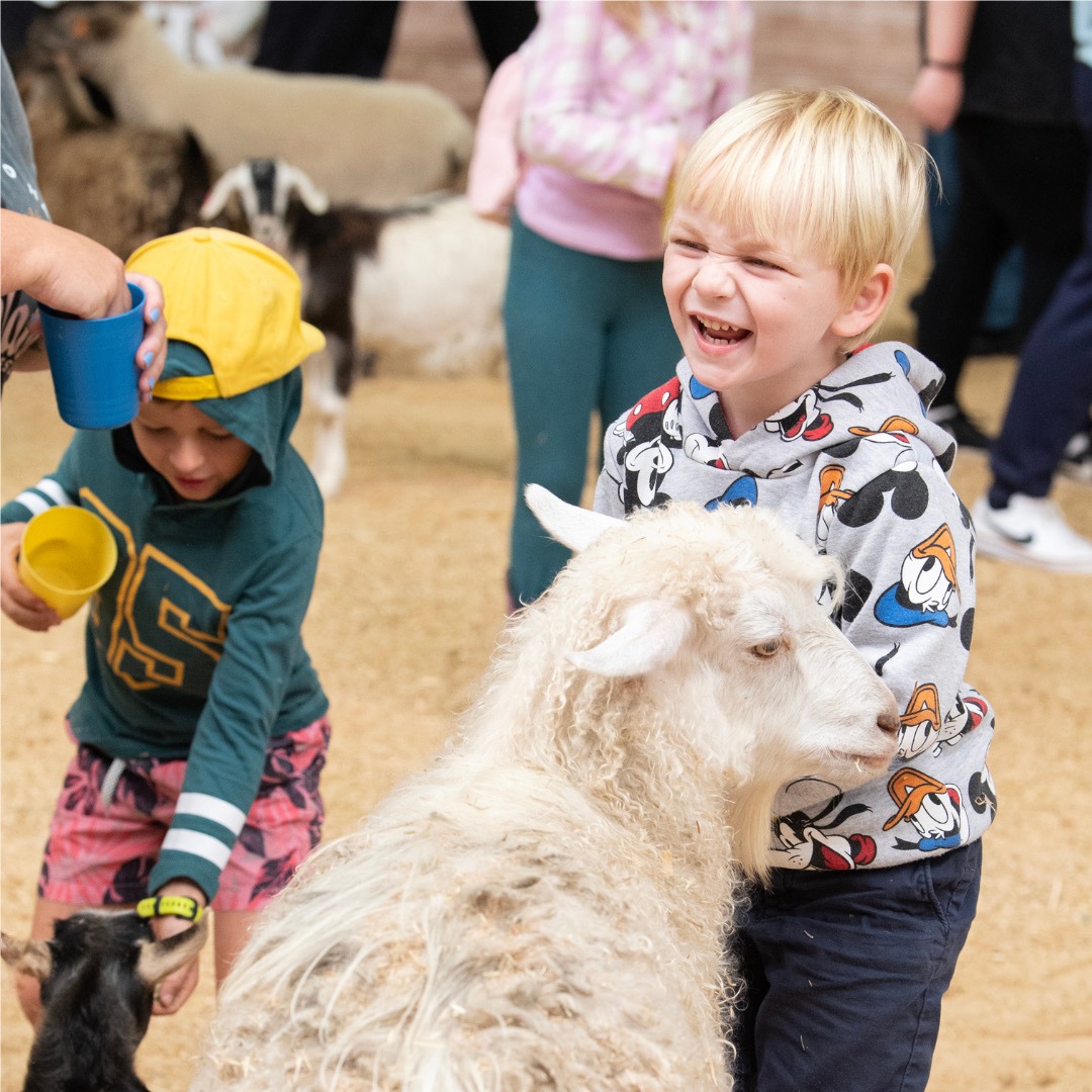 The gates for the 2024 Sydney Royal Easter Show are officially open! We cannot wait to welcome you for another year of bringing the country to the city. 🗓 Friday 22 March – Tuesday 2 April 📍 Sydney Showground 🎟️ eastershow.com.au