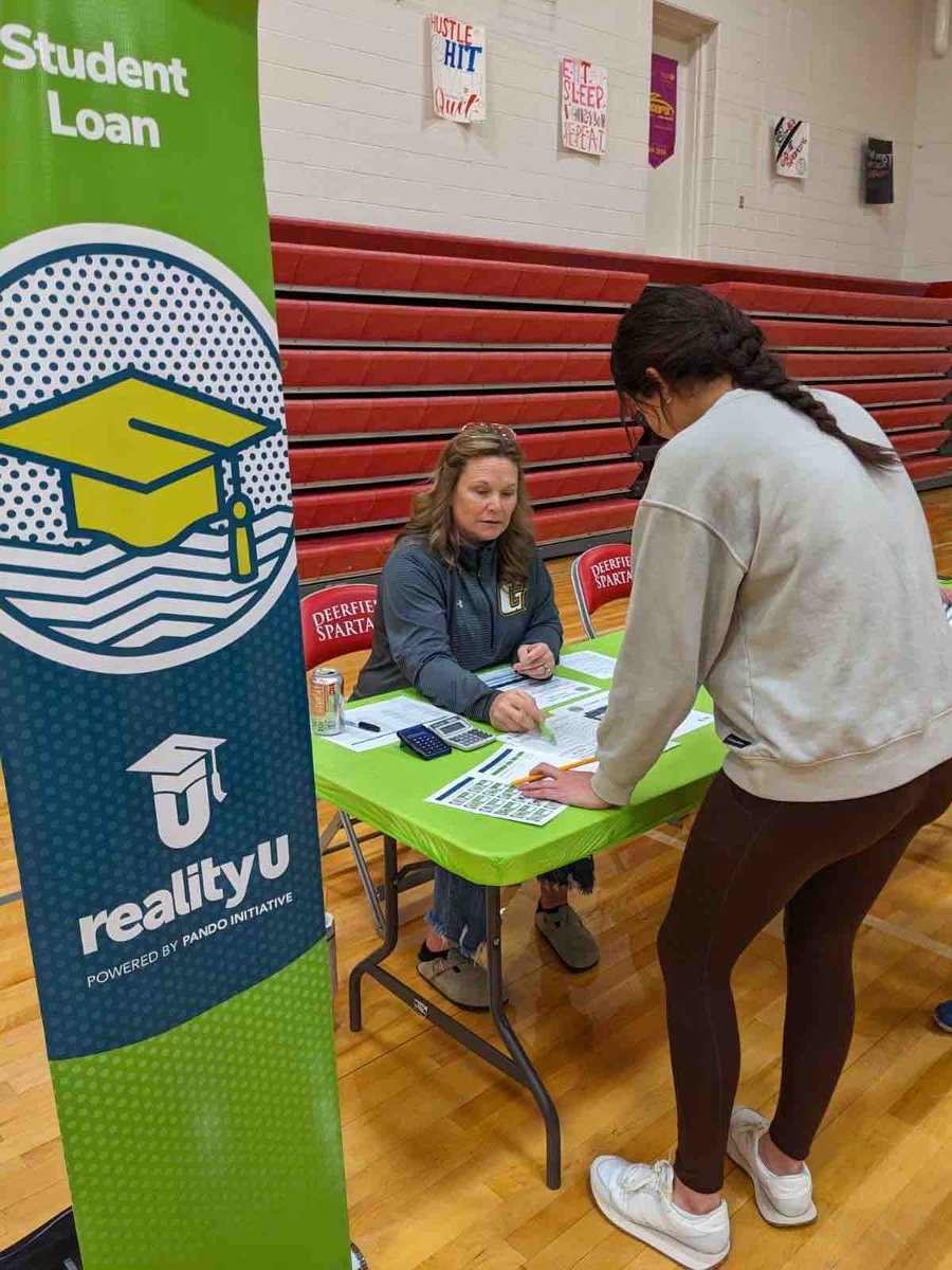 GCCCBroncbuster's tweet photo. #BusterNation represented during Deerfield High School’s “Reality U” event, where students learned about various careers and had the chance to visit with colleges. #BeABuster https://t.co/nB3ynHbhTJ
