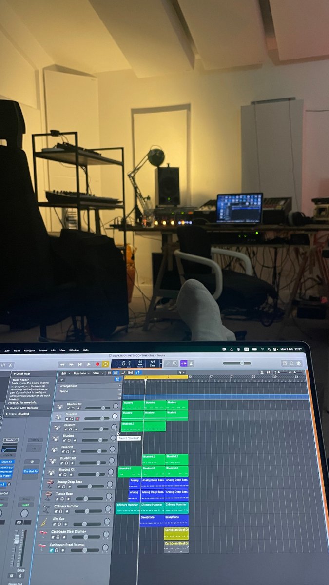 StudioBEMO's tweet photo. Editing time https://t.co/uf2vtghvnl