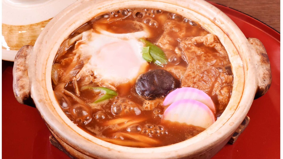 おはようございます
今日は『サガミのみそ煮込の日』
日付は「み（3）そに（2）こ（5）み」（みそ煮込）
と読む語呂合わせ

今週から暖かく春の陽気になるみたいですが
まだまだ食べたい味噌煮込みうどん

#恵那 #月曜 #おはよう #味噌煮込み