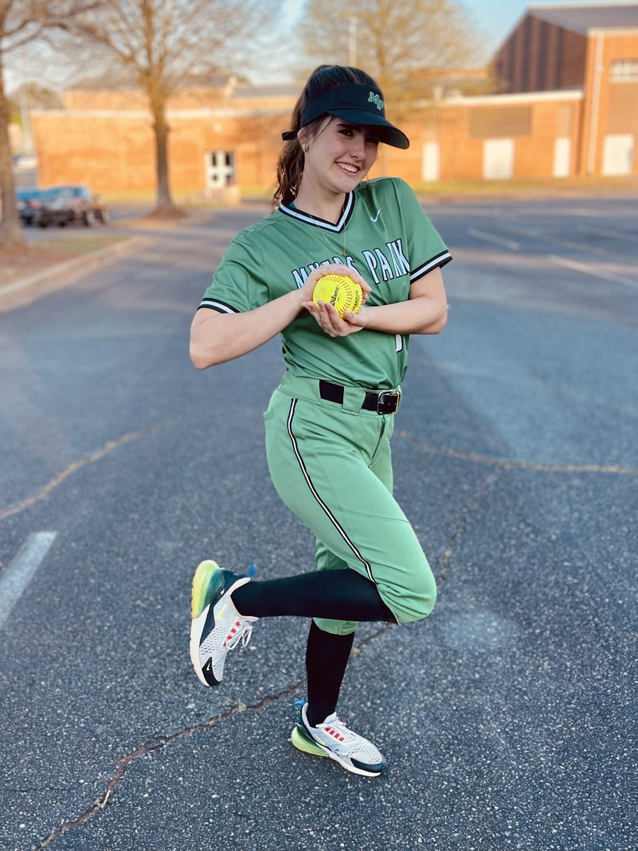 Regan55Godman's tweet photo. Finally got it! Three run homer OVER the FENCE! #forUncleMark #CockandLoad #YouKnow @TheParkSoftball @TeamTrifecta16 @banditsnccausby @ExtraInningSB @LegacyLegendsS1 https://t.co/sNbwHfIQRJ