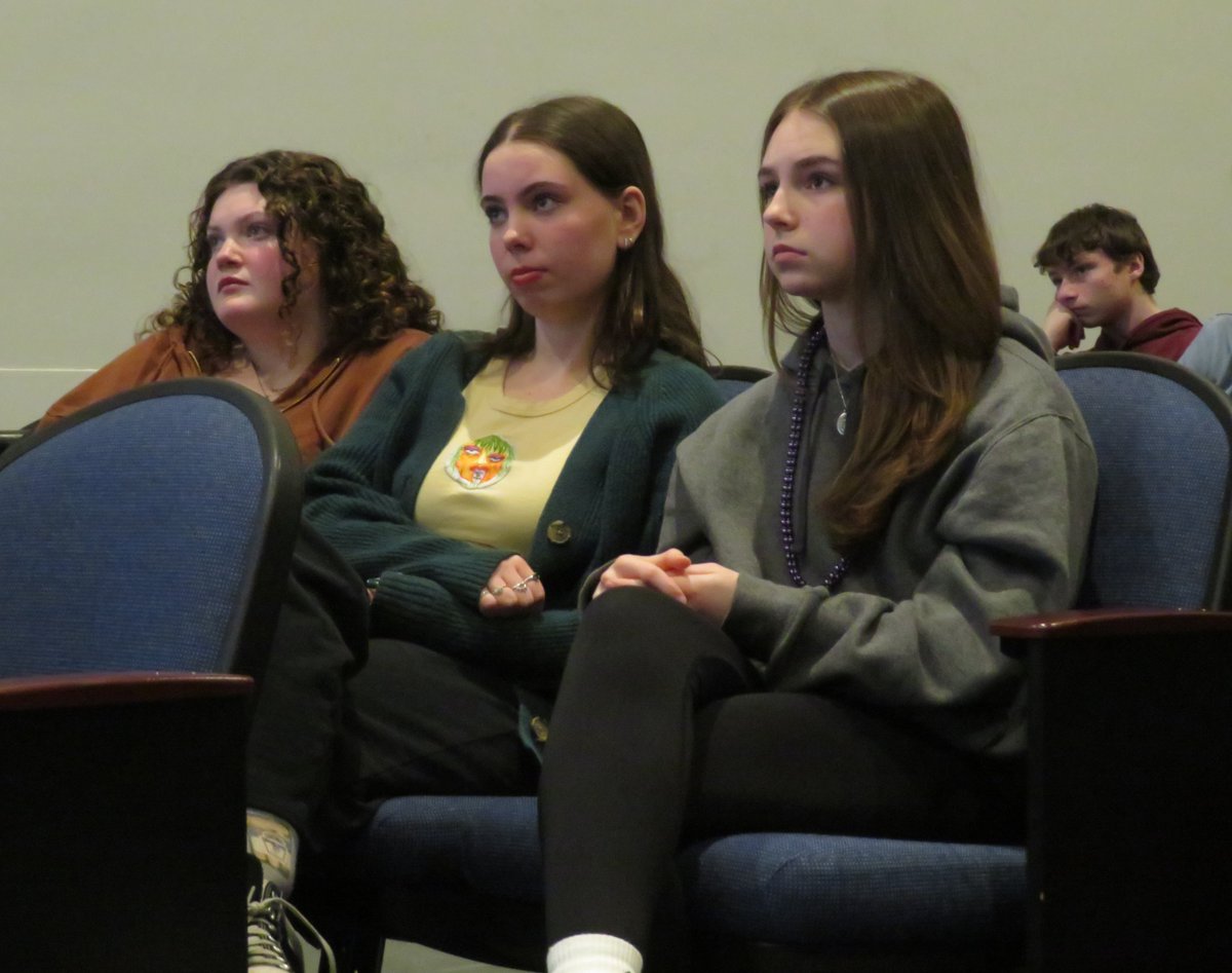 ccsdschools's tweet photo. Following last monthโs visit to the Holocaust Museum, CHSN students joined a global initiative. #TheButterflyProject is a call to action to honor the 1.5 million children who lost their lives. CHSN previously contributed 1,000 butterflies to the program in 2018. #YouthArtMonth ๐ฆ https://t.co/e8aT8fHN6U