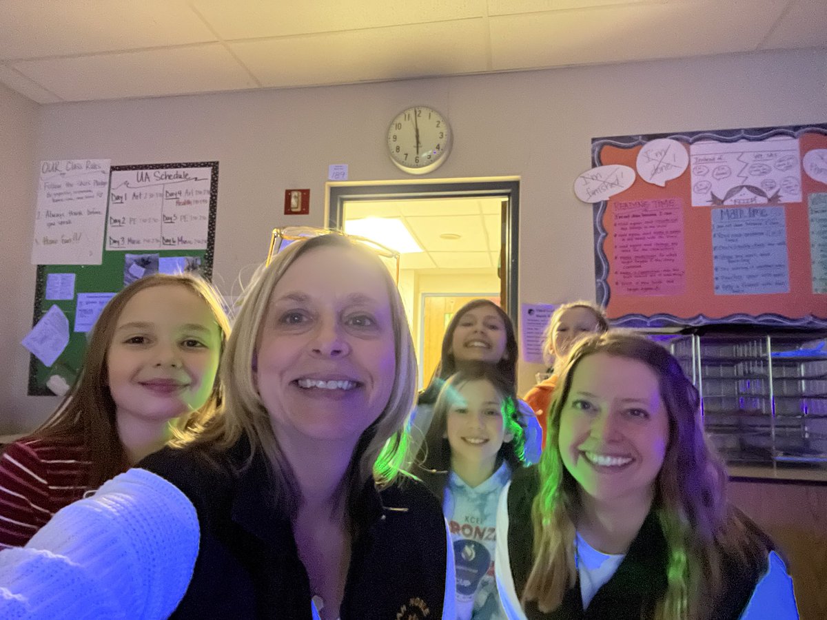 Glow Night at SNIS!