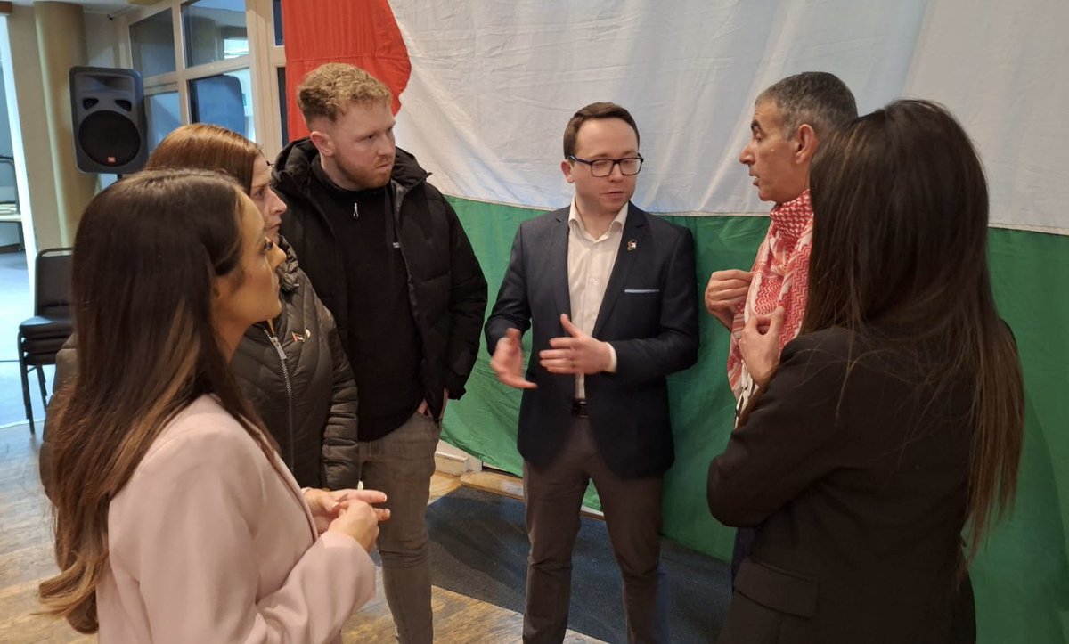 DaireHughesSF's tweet photo. 🇵🇸 “International solidarity means using each &amp; every avenue at your disposal to right a wrong, to highlight an injustice &amp; to pressure those in positions of power to act.

Displays of solidarity are also seen by the oppressed.

That’s why it’s so important.” 🇵🇸

#CeasefireNOW https://t.co/W1q8k35qcq