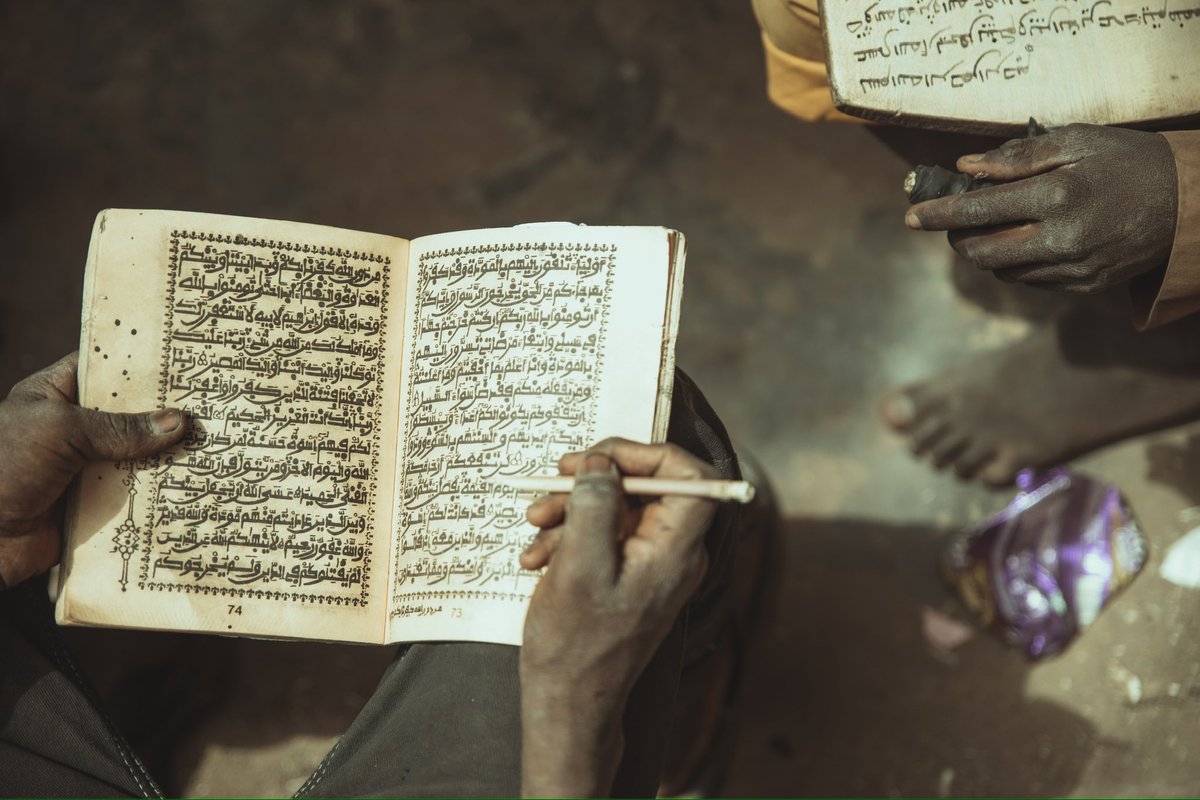 alameenstudios's tweet photo. ALMAJIRI 

Almajiri began in Kanem-Borno in the 11th century, when many rulers practiced Islam. More than 700 years later, in the 19th century, Islamic scholar Usman dan Fodio founded the Sokoto caliphate, and furthered the cause of Islamic learning.

@alameenstudios https://t.co/CFHWlBS7e7